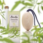 Savon de chez Briochin. Parfum lait et verveine