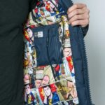 Doublure POP du blouson de la marque 80DB avec écouteurs intégrés.