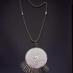 Exposition Medusa collier