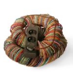 Exposition Medusa collier constitué de multiples bracelets